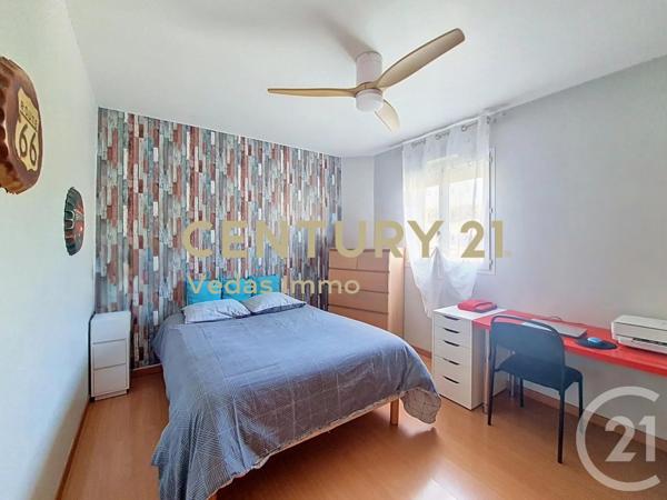 Maison à vendre  7 pièces - 121 m 2   GIGEAN  - 34