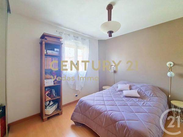 Maison à vendre  7 pièces - 121 m 2   GIGEAN  - 34