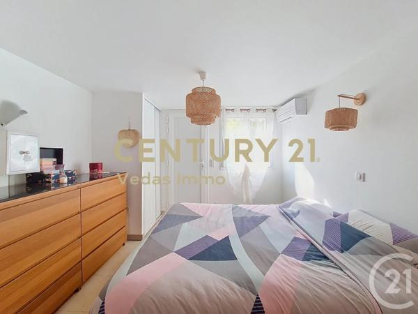 Maison à vendre  7 pièces - 121 m 2   GIGEAN  - 34