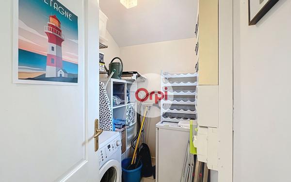 Maison à louer    3 pièces • 62,90 m2 Ambon