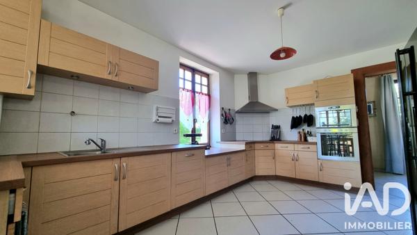 Maison à vendre 6 pièces 174 m² Saint-Jorioz