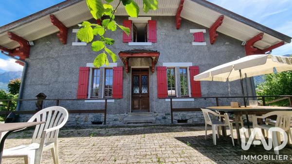 Maison à vendre 6 pièces 174 m² Saint-Jorioz