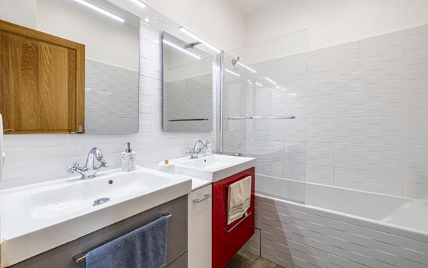 Appartement à vendre    4 pièces • 97 m2 Nice