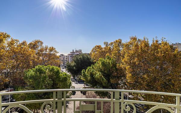 Appartement à vendre    4 pièces • 97 m2 Nice