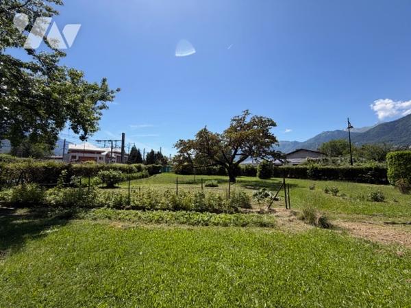 EXCLUSIVITE - ALBERTVILLE - QUARTIER SAINT SIGISMOND - 499 M² avec  BATI ANNEXE -EXPOSE SUD EST