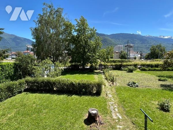 EXCLUSIVITE - ALBERTVILLE - QUARTIER SAINT SIGISMOND - 499 M² avec  BATI ANNEXE -EXPOSE SUD EST