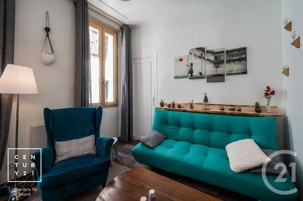 Immeuble à vendre  129,97 m 2   PERPIGNAN  - 66