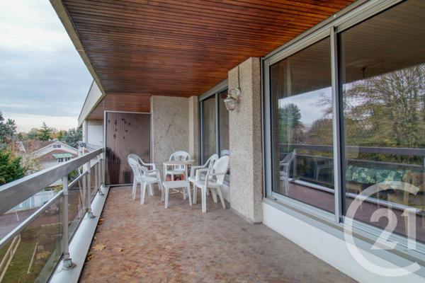 Appartement F5 à vendre  5 pièces - 106,46 m2 ST GRATIEN - 95