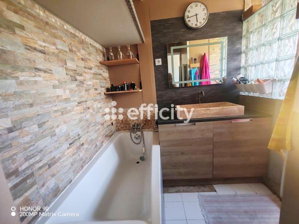 Appartement 5 pièces - 80 m² Exclusivité efficity