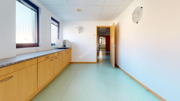 Plateau Bureaux  exceptionnel de 330 m2 a Forbach