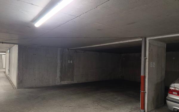 Stationnement à vendre