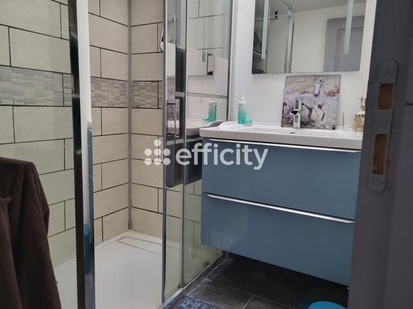 Maison
         4 pièces
        - 65 m² Exclusivité 162 000 € *