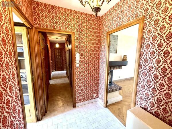 Appartement à vendre à Saint-Chély-d'Apcher en Lozère (48200), ref : 48032-174