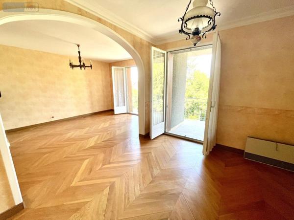 Appartement à vendre à Saint-Chély-d'Apcher en Lozère (48200), ref : 48032-174