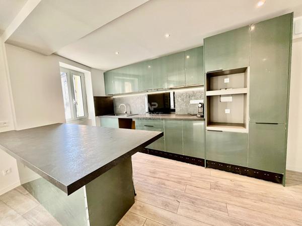 Maison Courdimanche 6 pièce(s) 160 m2 €363 000 ** - Référence 2234