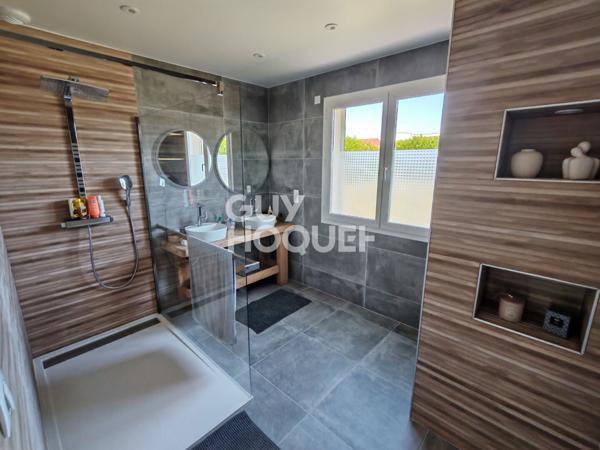 Maison La Riviere De Corps 8 pièce(s) 250 m2