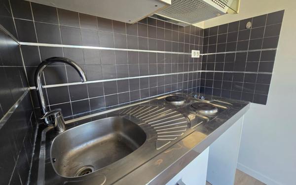 Appartement à louer    2 pièces • 27,89 m2 Saint-Martin-de-Crau