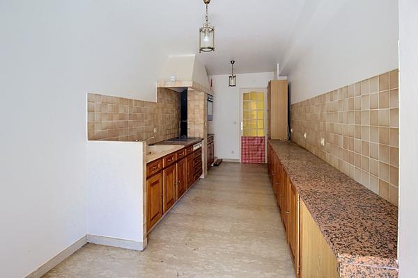 A VENDRE DRAGUIGNAN Appartement 2 chambres 127 m² avec garage et ascenseur