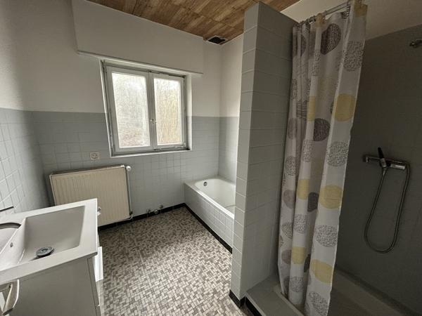 Heimersdorf, ensemble immobilier de 260 m² sur un terrain de 731 m² 290 000 €