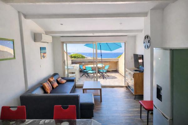 Appartement duplex vue mer à vendre à Fos-sur-Mer (13270) – 100 m plage – Terrasse 19 m² – 83 m² au sol