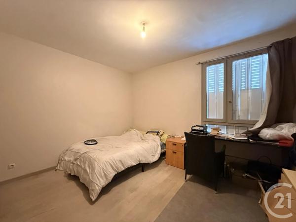 Appartement T3 à vendre  3 pièces - 65 m 2   VALENCE  - 26