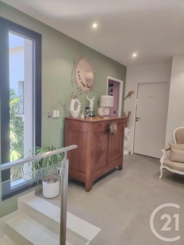 Maison à vendre  8 pièces - 288 m 2   HEYRIEUX  - 38