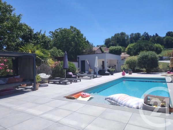 Maison à vendre  8 pièces - 288 m 2   HEYRIEUX  - 38