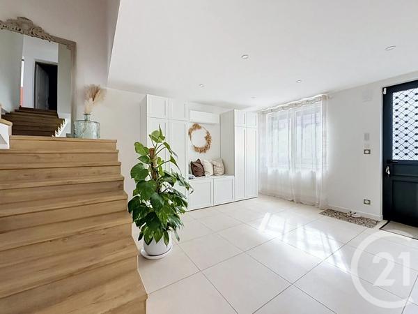 Maison à vendre  6 pièces - 150 m 2   ST POURCAIN SUR SIOULE  - 03