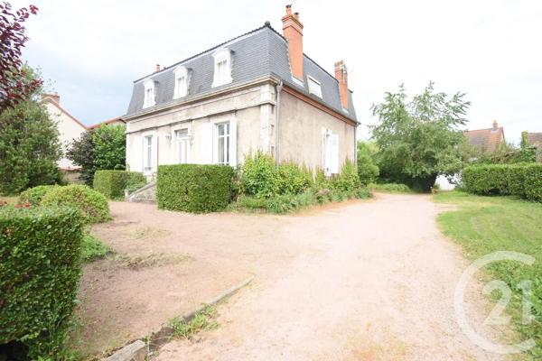 Maison à vendre  6 pièces - 150 m 2   ST POURCAIN SUR SIOULE  - 03