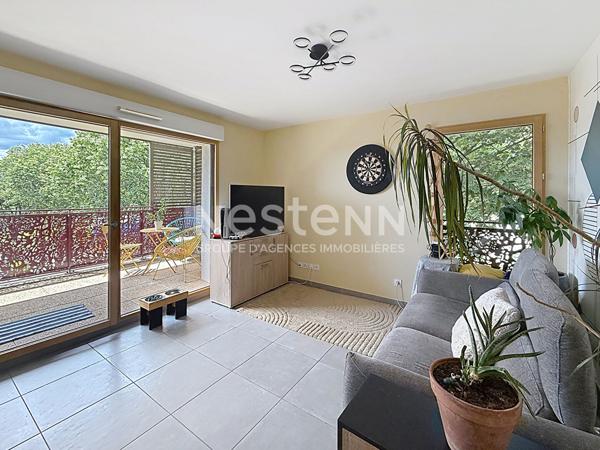 Appartement 2 pièces BBC Dernier étage avec grande terrasse - 69500 BRON