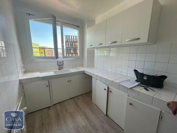 Appartement à louer 2 pièces 51.79m² Perpignan (66000)