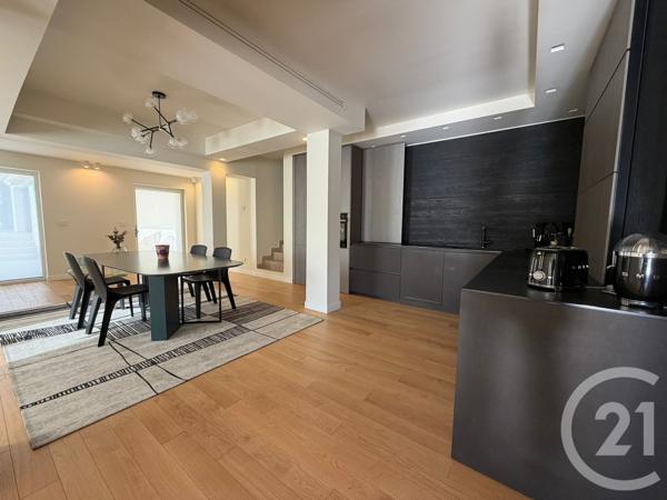 Maison à vendre  4 pièces - 171 m2 VILLEFRANCHE SUR MER - 06