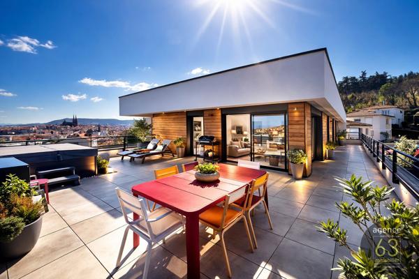 Superbe appartement T4 de 105 m2, 5ème et dernier étage, Terrasse de 100 m2, vue Panoramique, ascenseur, cave, garage double