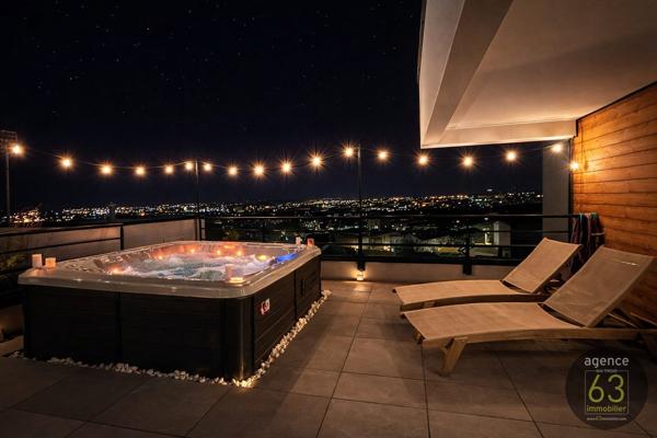 Superbe appartement T4 de 105 m2, 5ème et dernier étage, Terrasse de 100 m2, vue Panoramique, ascenseur, cave, garage double