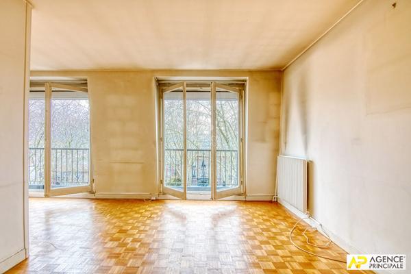 Versailles Montreuil Appartement dernier étage -4 pièces 79.44 m2 €498 000 ** - Référence 26745