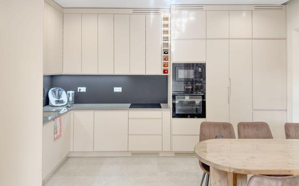 Appartement à vendre    4 pièces • 81,43 m2 Cannes