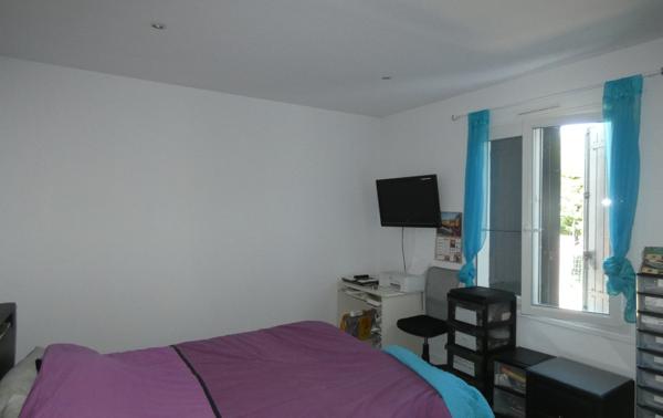 SAUJON – MAISON DE PLAIN PIED SUR UN TERRAIN CLOS D’ENVIRON 1.360 M²