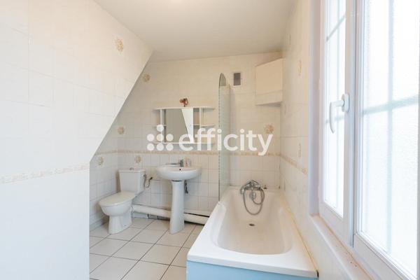 Maison 8 pièces - 117 m² Exclusivité efficity