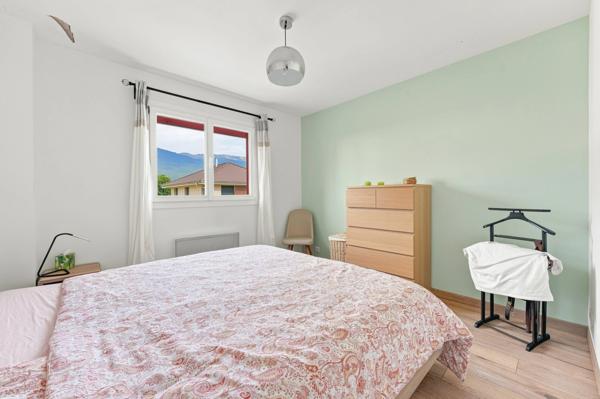 Maison à vendre 7 pièces SAINT GENIS POUILLY (01)