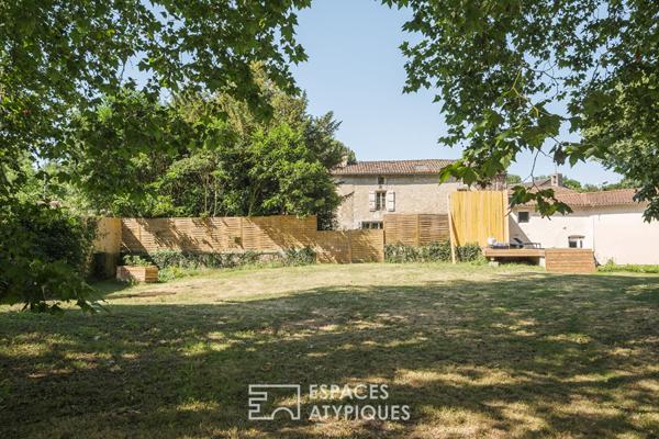 Vivre l’atypique : maison de caractère, nature et créativité