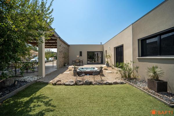 Maison contemporaine 165 m² avec piscine, spa et panneaux photovoltaïques