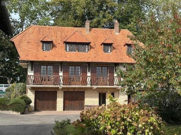Maison à vendre à Neufchâtel-en-Bray en Seine-Maritime (76270), ref : H632