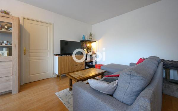 Appartement à vendre    3 pièces • 56 m2 Valenciennes