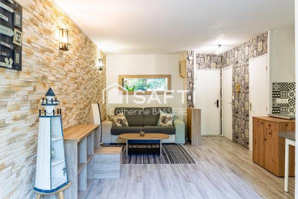 Saint-Mandrier village,T2 cosy avec rez-de-jardin - parking privé - commodités