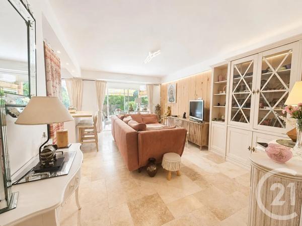 Appartement T2 à vendre  2 pièces - 44,38 m 2   FREJUS  - 83