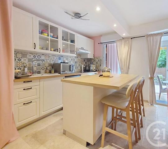 Appartement T2 à vendre  2 pièces - 44,38 m 2   FREJUS  - 83