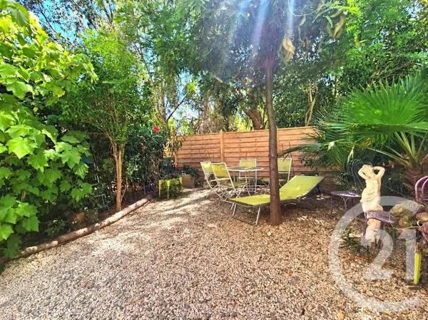 Appartement T2 à vendre  2 pièces - 44,38 m 2   FREJUS  - 83