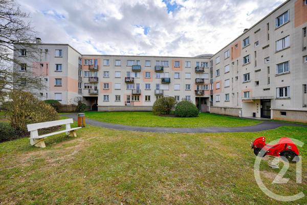 Appartement F3 à vendre  3 pièces - 56,36 m2 LE PLESSIS TREVISE - 94