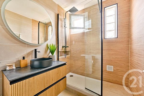 Appartement F3 à vendre  3 pièces - 56,36 m2 LE PLESSIS TREVISE - 94