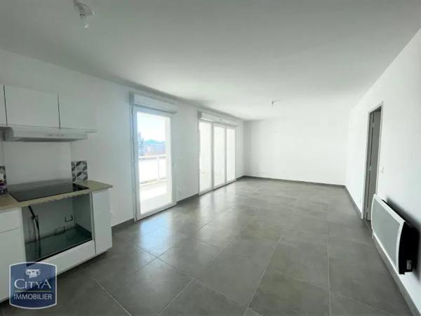 Appartement à louer 3 pièces 63.62m² Marseille (13004)